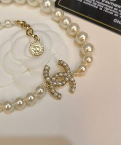 Alternative view of Chanel Glass Pearls CC Necklace Gold Pearly