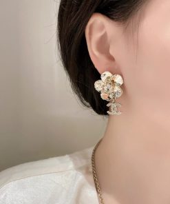 Alternative view of Chanel Cc Flower Earrings With Crystal Gold