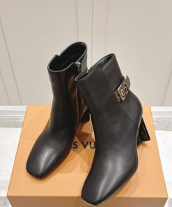 Alternative view of Louis Vuitton Silhouette Ankle Boot Black 1Aiefp