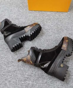 Alternative view of Louis Vuitton Laureate Boots Black