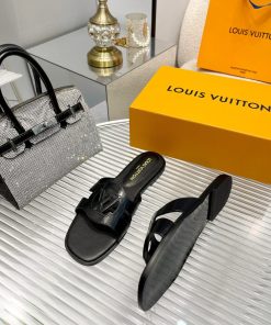 Alternative view of Louis Vuitton Lv Isola Flat Mule Black 1Abp0E