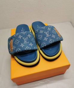 Alternative view of Louis Vuitton Pool Pillow Flat Comfort Mules Blue 1Acjvh